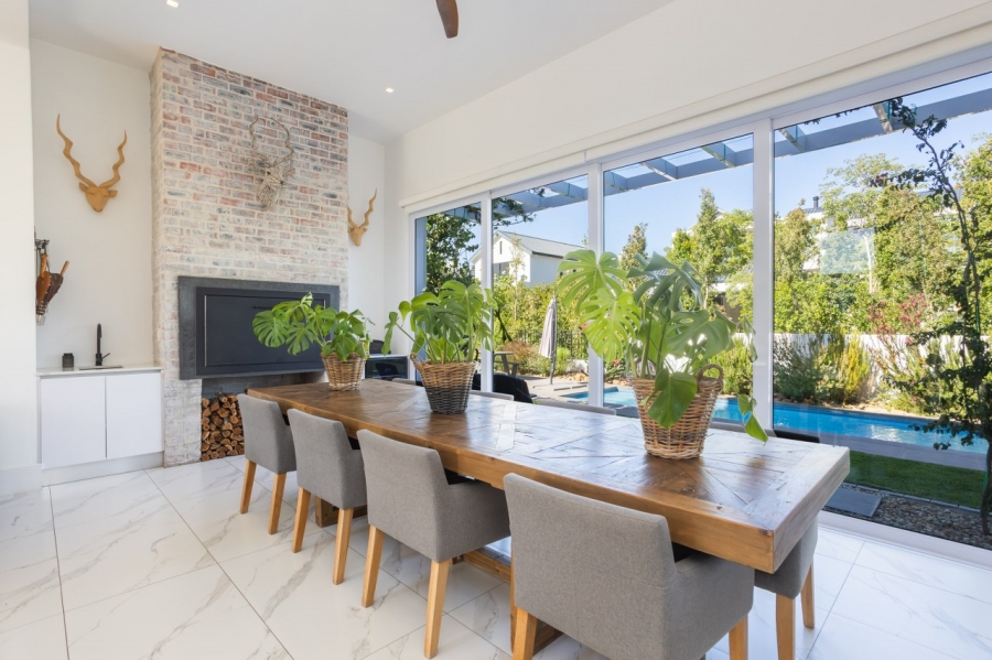 4 Bedroom Property for Sale in Val De Vie Estate Western Cape